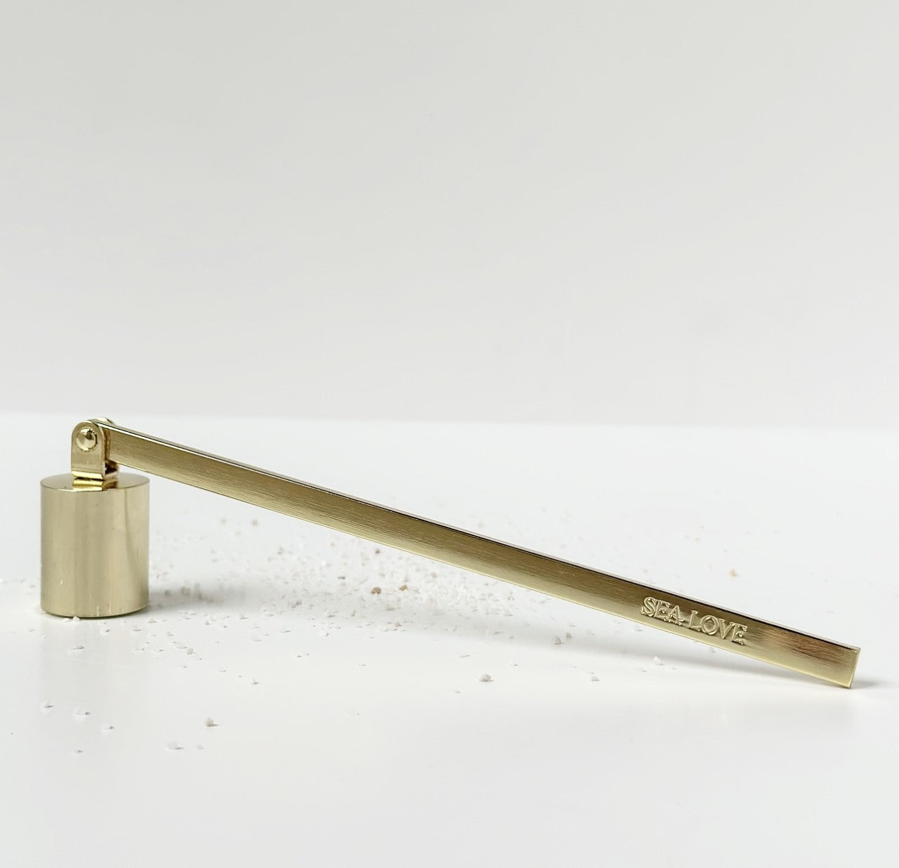 CANDLE SNUFFER